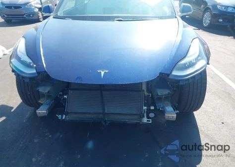 2019 Tesla Model 3 Long Range/Performance из США, поврежденный, VIN 5YJ3E1EB5KF231687